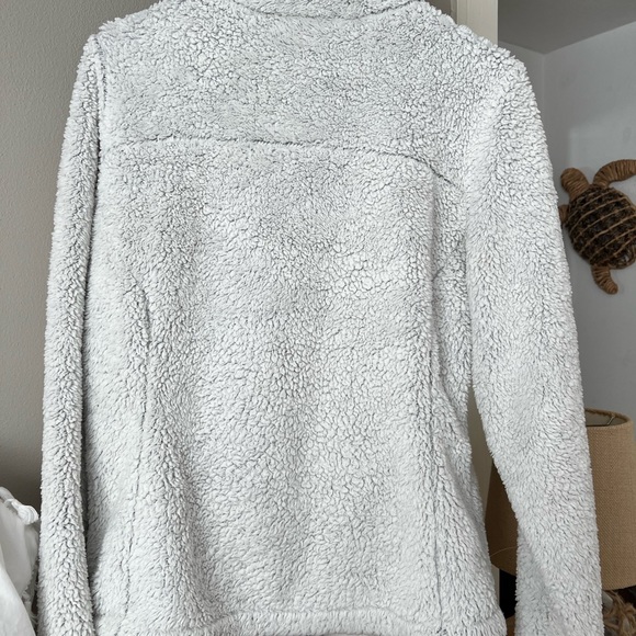 Columbia Furry Zip Up - Picture 3 of 3